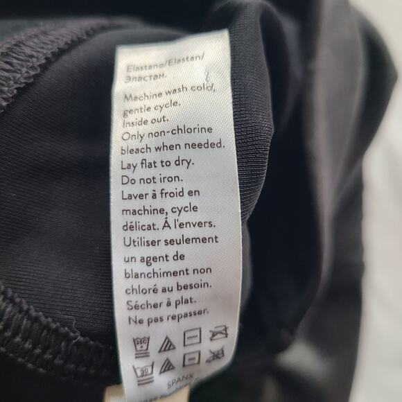 Spanx 20136R Full Length Moto Leggings Black Shiny Faux Leather Pants Size S - Picture 8 of 13